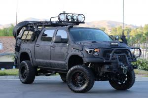 2013 Toyota Tundra CrewMax 4x4 Zombie Apocalypse